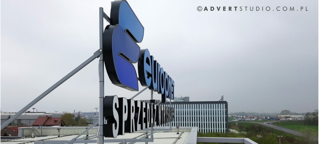 litery przestrzenne LED - EUROPNET LITERY NA BIUROWCU-advert reklama opole