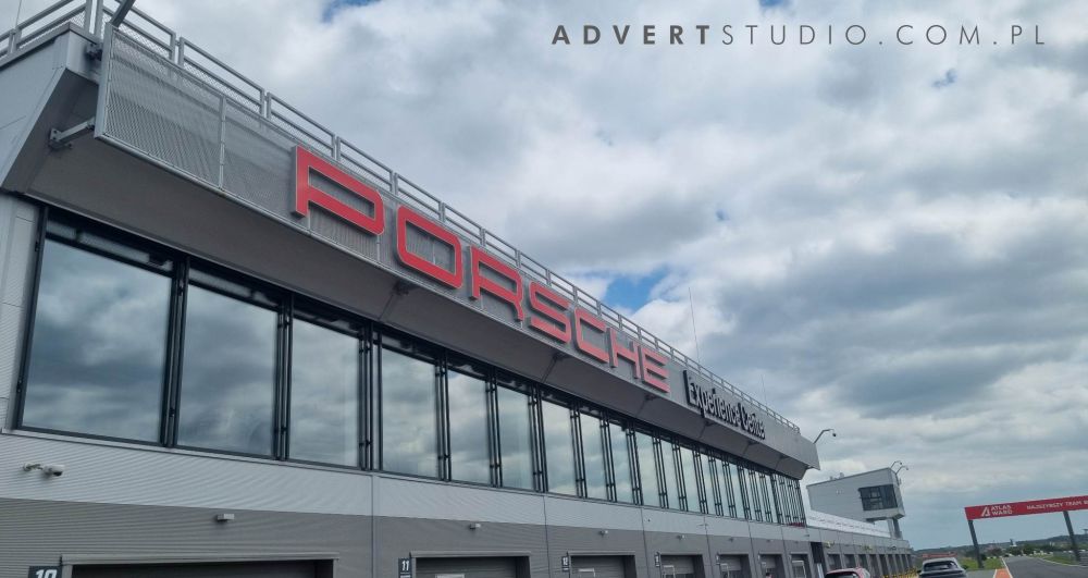 Porsche Experience Centre