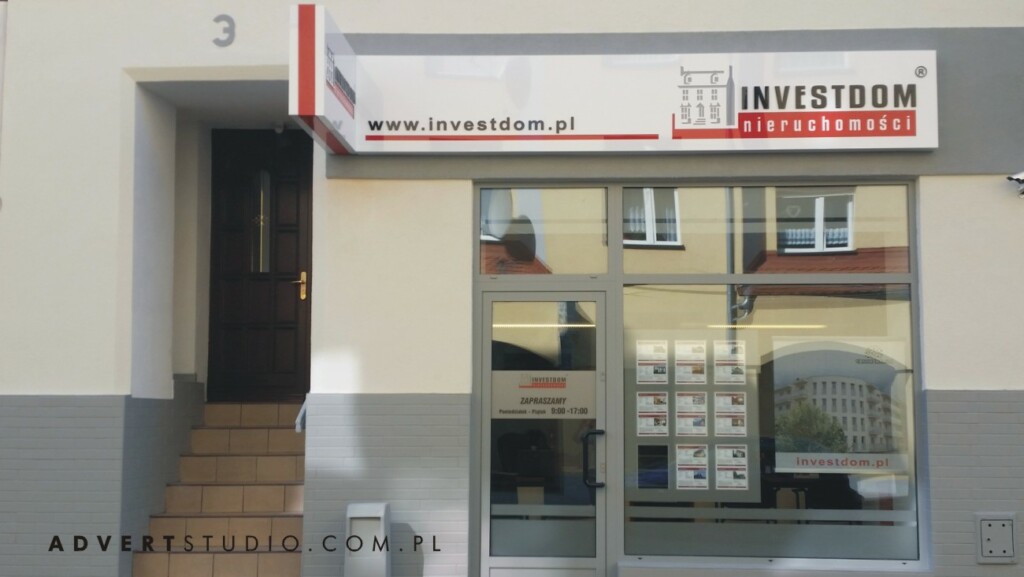oznakowanie biura nieruchomosci Investdom - advert reklama Opole