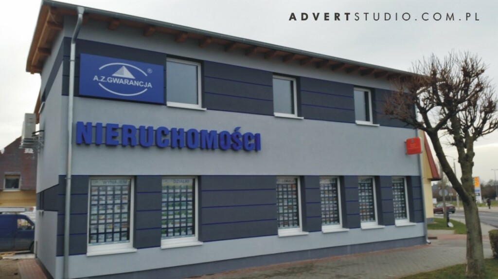Litery energo oszczedne na budynku AZ GwArancja - advert producent reklam